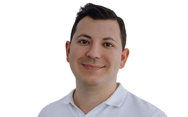 Акрамов Рустам Икромович